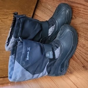 Kamikaze Snowboot size 2